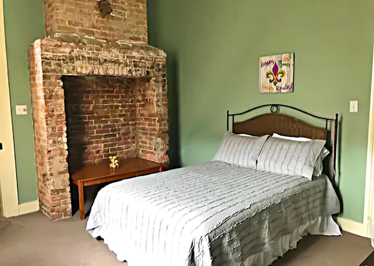 Historic Viavant Cottage - Jazz Fest/Fairgrounds นิวออร์ลีนส์ ภายนอก รูปภาพ